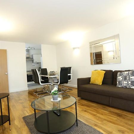 Lovely View 2 Beds 2 Bath Apartment, Лондон Екстериор снимка
